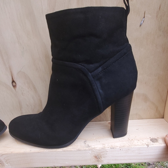 RELISTED Black high heeled booties - Picture 3 of 5